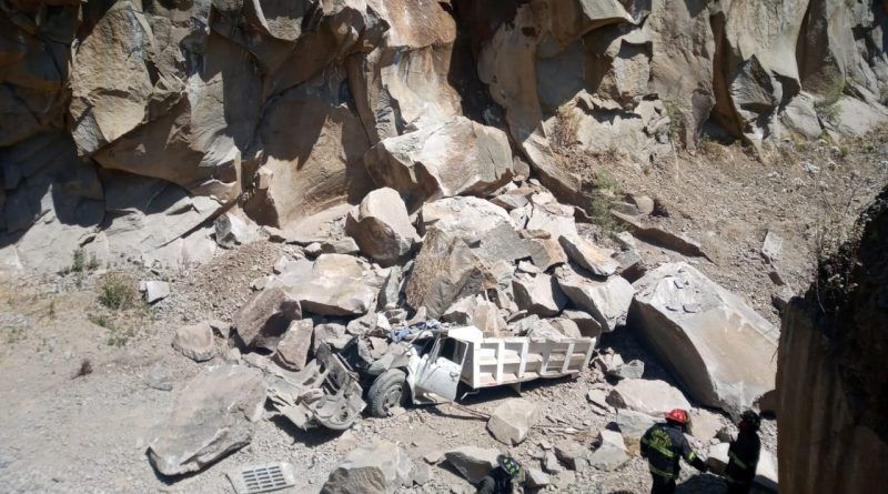 Se salvan tras derrumbe en mina de Toluca