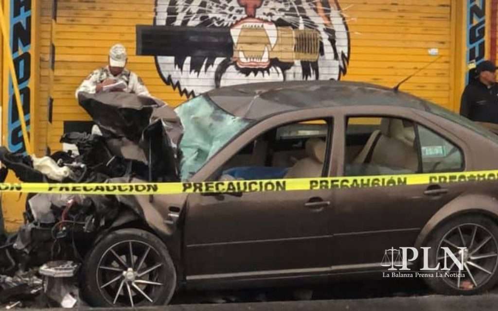 Aparatoso accidente en Mexicaltzingo deja un muerto y un lesionado