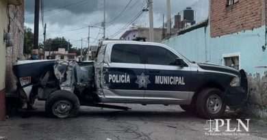 Se accidenta patrulla municipal de Zinacantepec en una persecución
